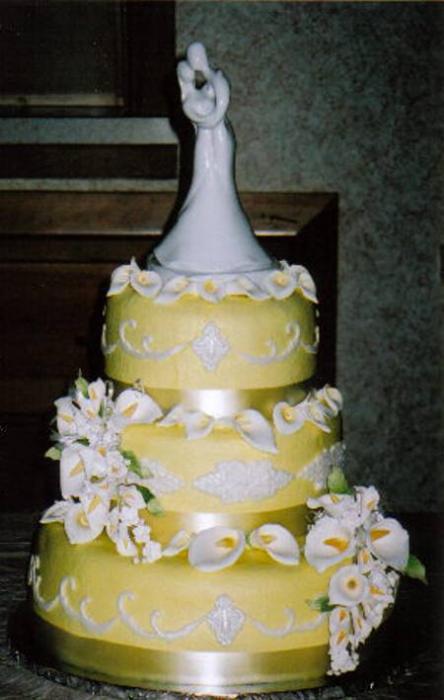 Wedding Cakes With Calla Lilies